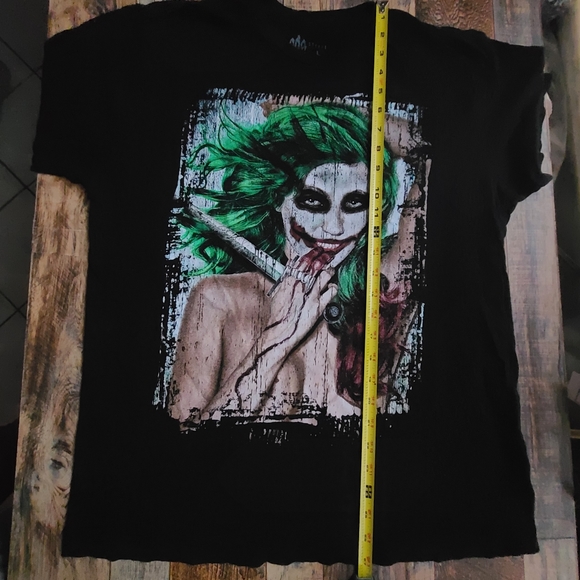 Graphic Black Tee Joker Girl Size Large - Picture 3 of 7